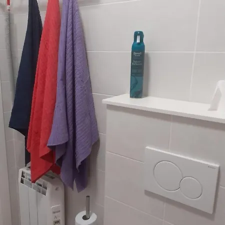 Apartment White *